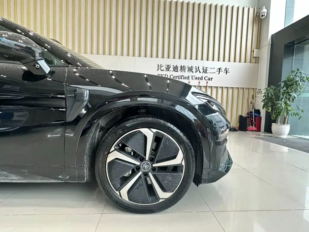 BYD Song L EV 2025 2025 Smart Driving Edition 662km Lidar Excellence