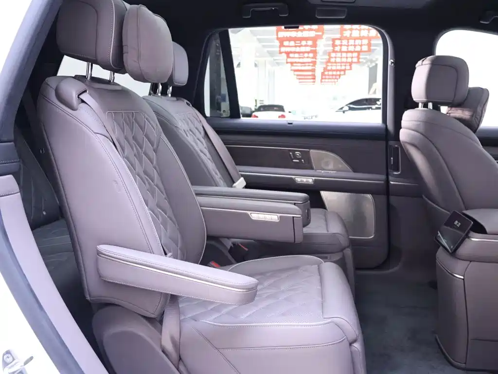 NIO ES8 2026 2025 Model 6-Seat Executive Luxury Edition