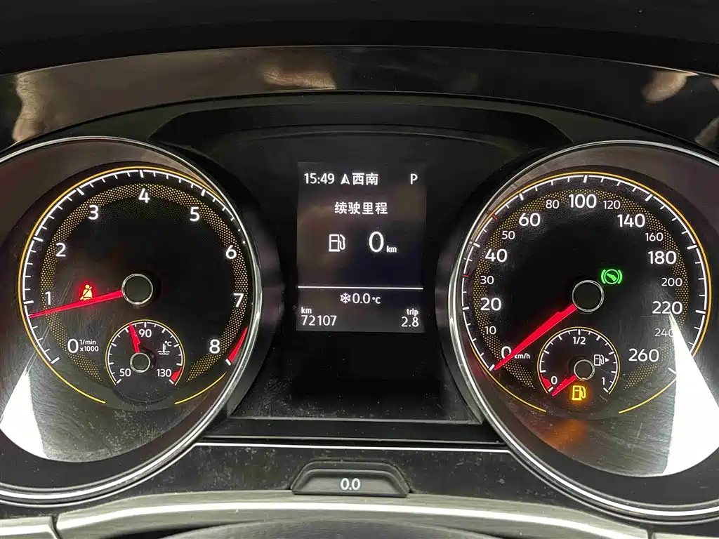 Volkswagen Touran 2021 Touran L 280TSI DSG Cross Edition 6-seater фото 13