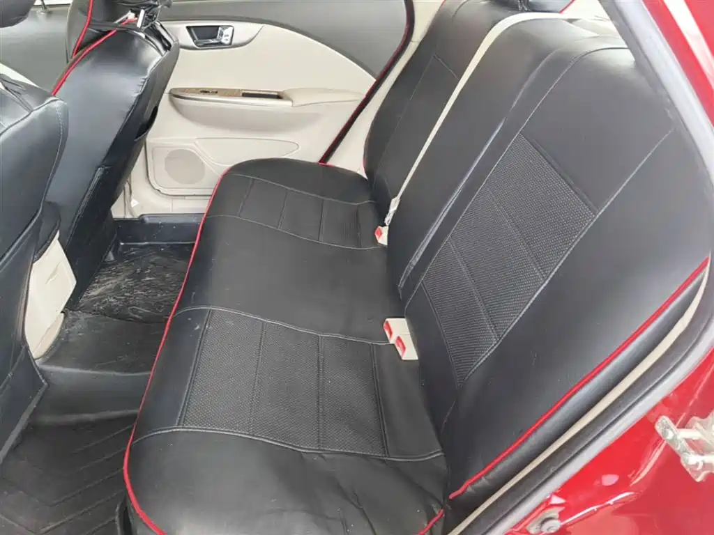Buick Excelle 2015 1.5L Automatic Classic фото 17