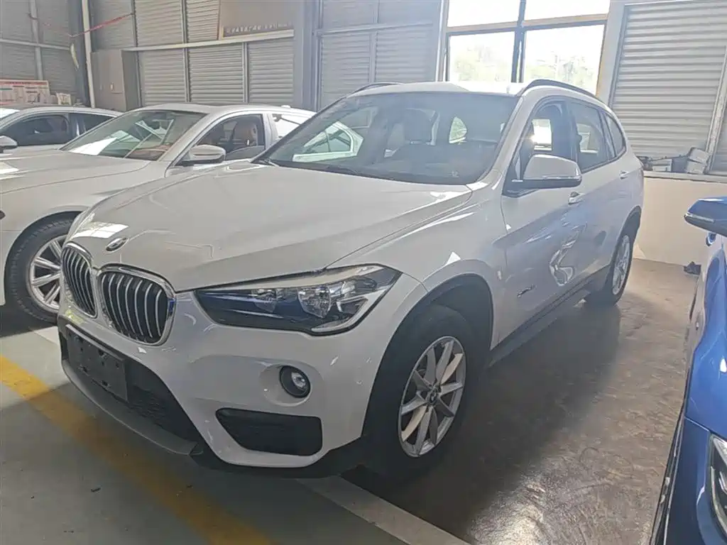 BMW X1 2016 sDrive18Li Fashion Model