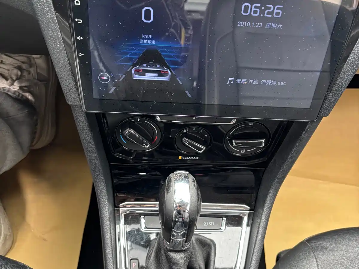 Volkswagen Bora 2018 1.5L Automatic Comfort фото 15