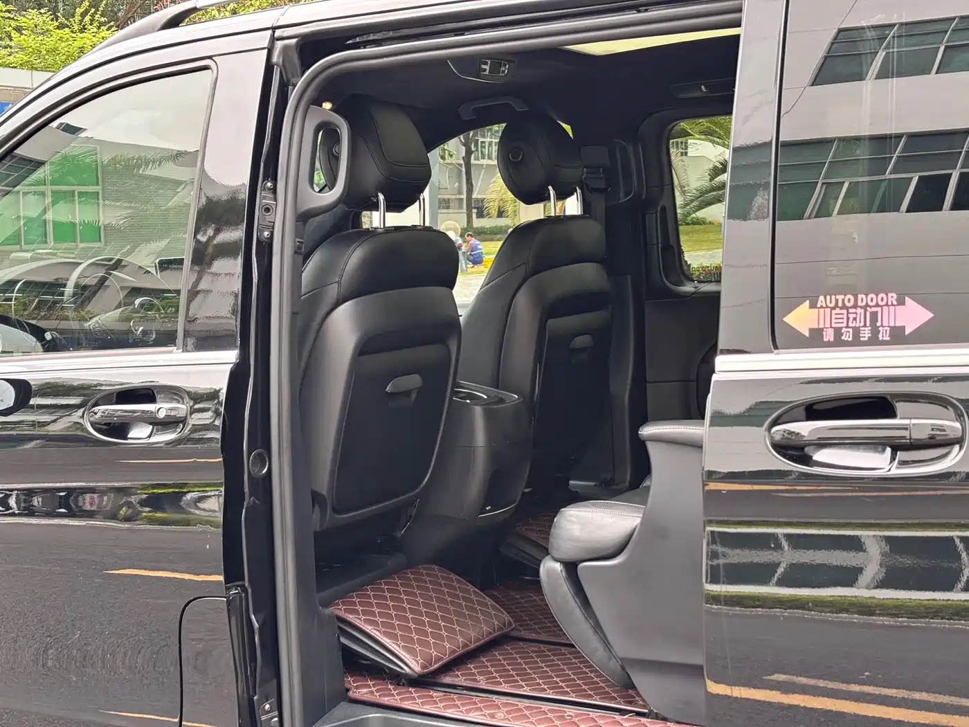 Mercedes-Benz V-Class 2018 V 260 Premium Edition China V фото 12