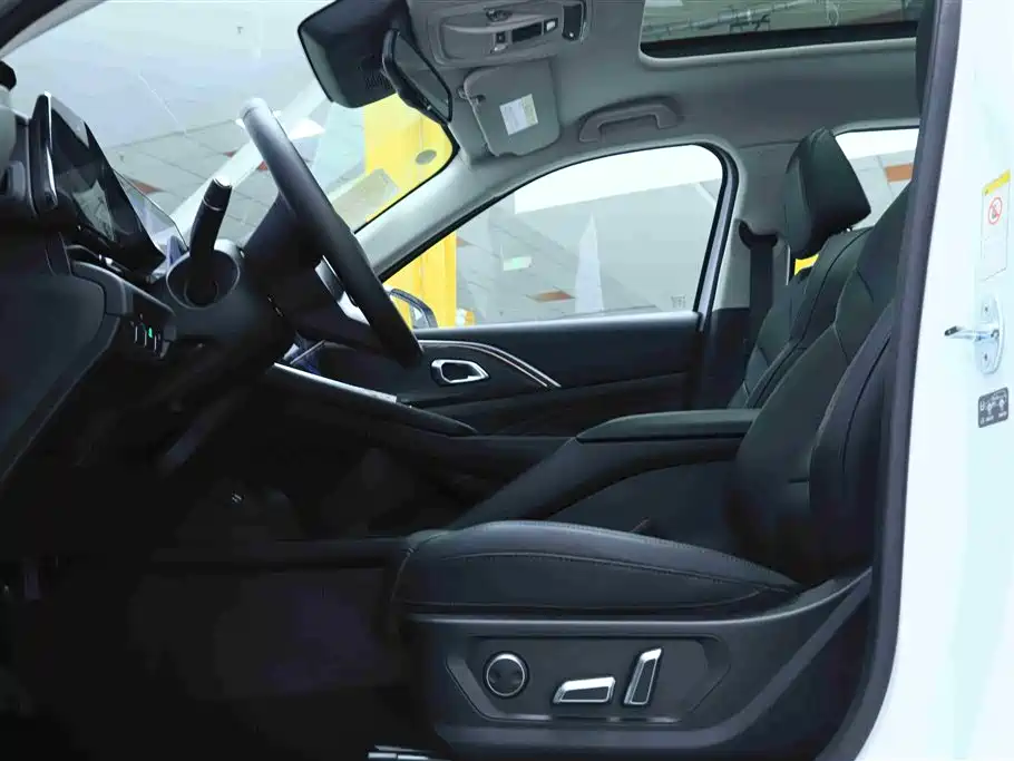 Haval Xiaolong MAX 2023 1.5L Hi4 105 4WD Smart Flagship фото 11