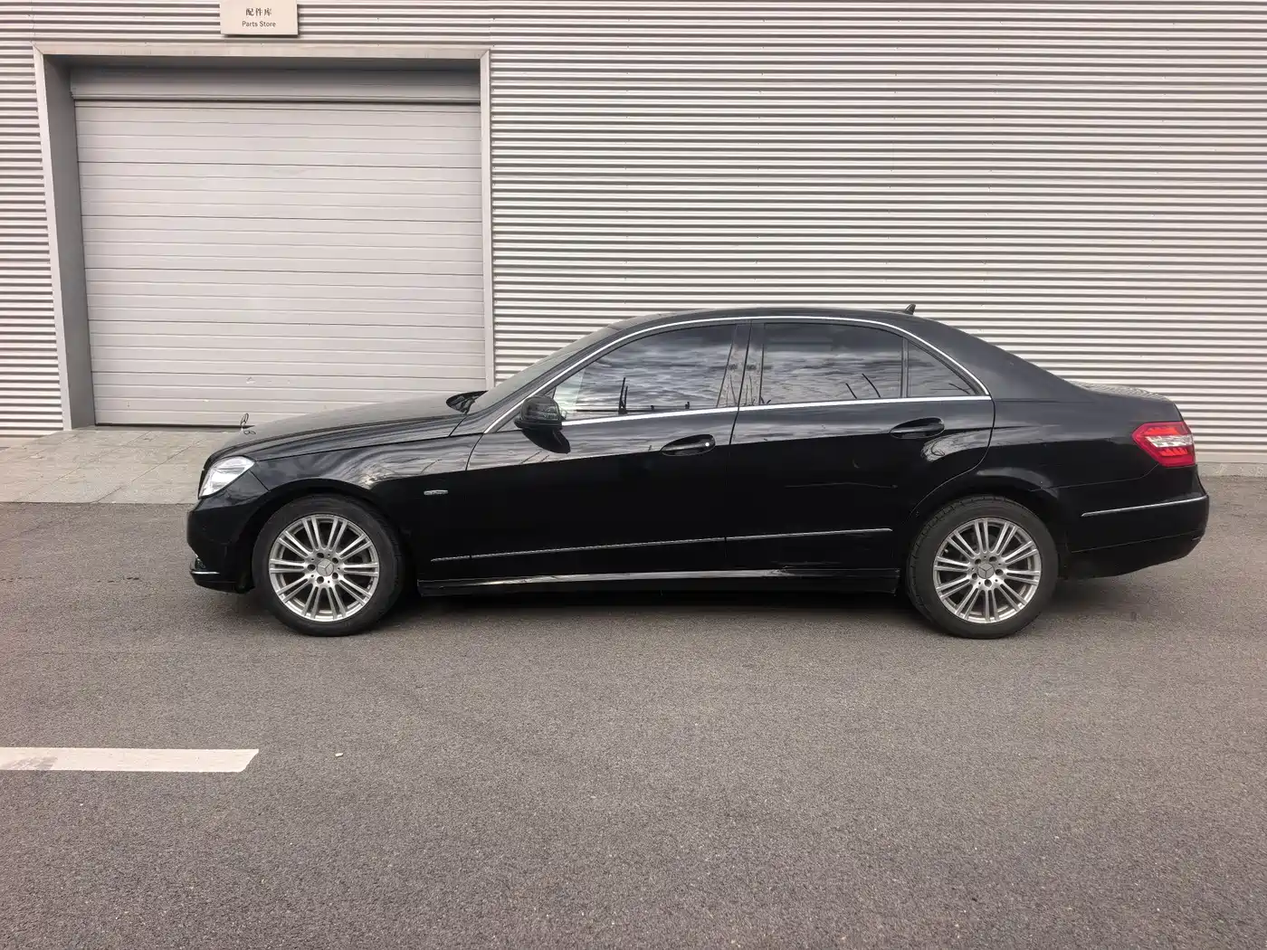 Mercedes-Benz E-Class (Import) 2010 E 200 CGI Elegance фото 3