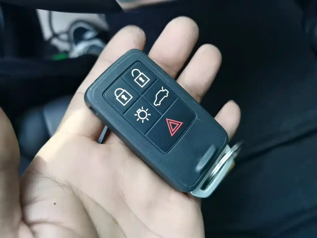 Volvo V40 2019 2019 T3 Momentum