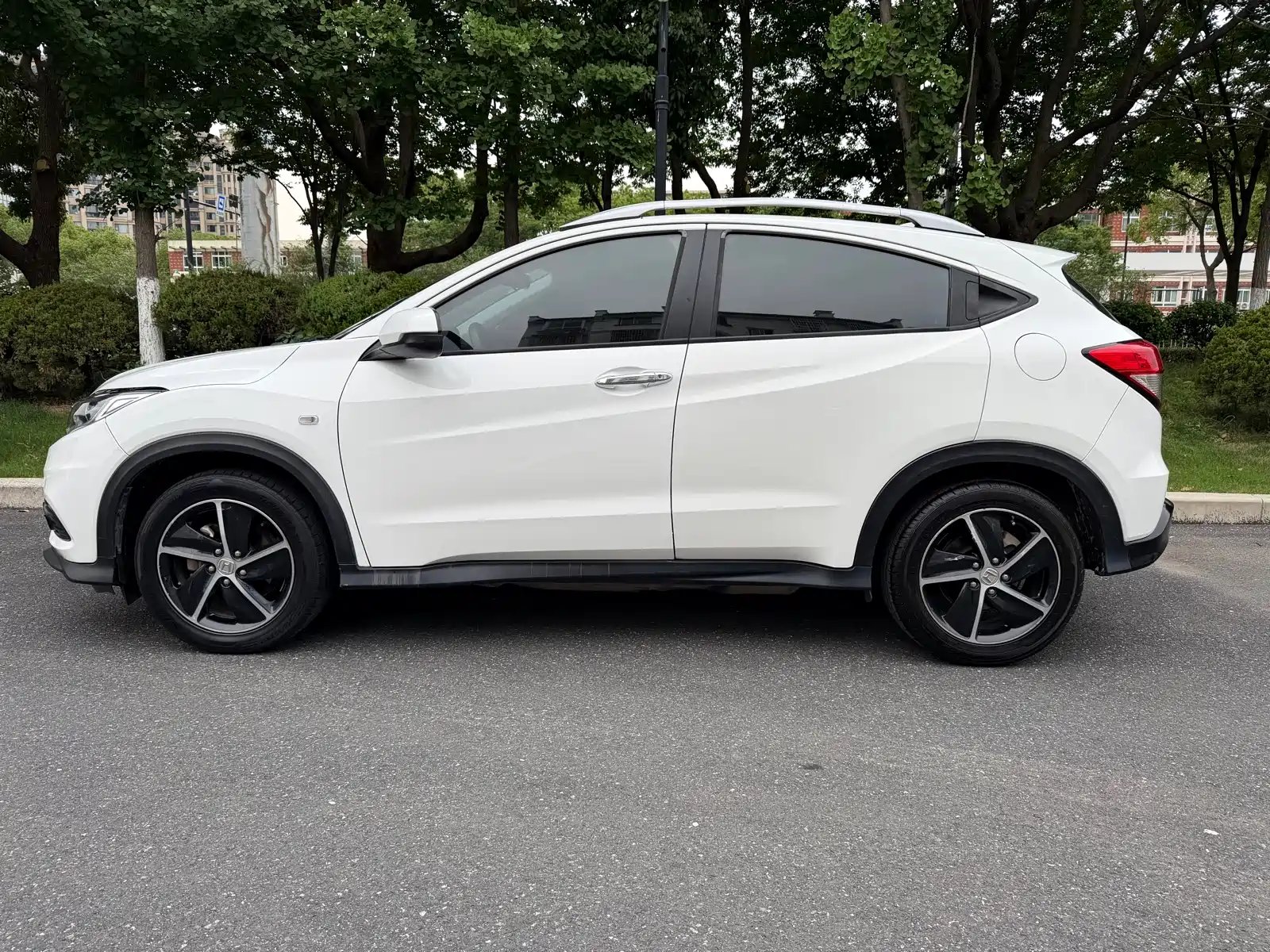 Фото 12 - Honda Vezel