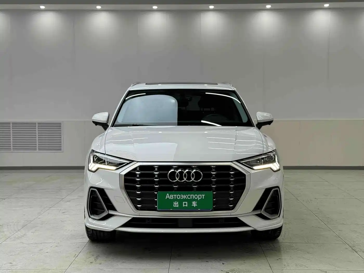 Audi Q3 2022 35 TFSI Fashion Dynamic фото 3
