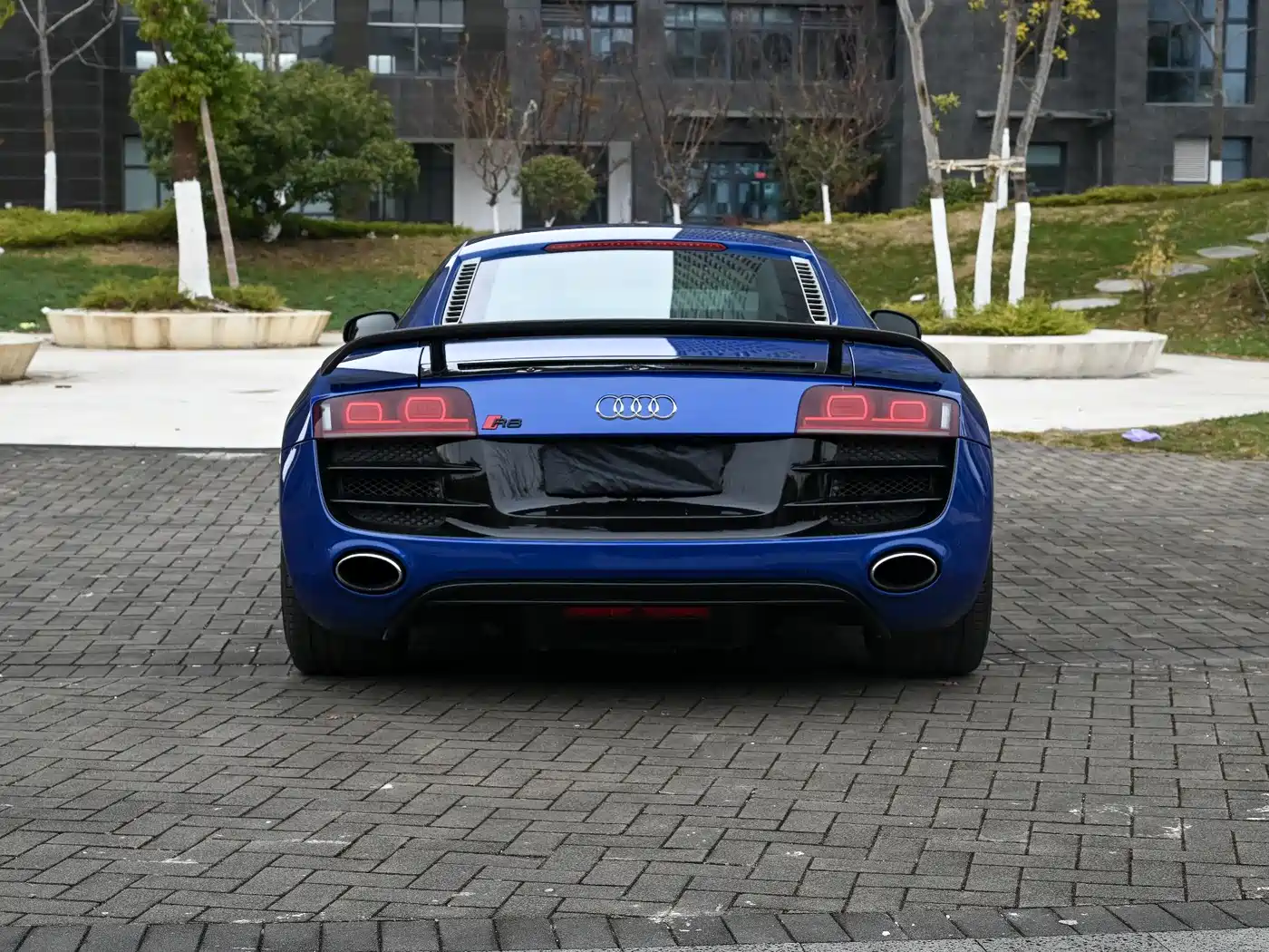 Audi R8 2012 5.2 FSI quattro Limited Edition фото 4