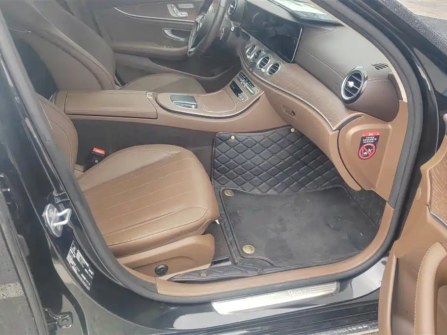 Mercedes-Benz E-Class 2023 Facelift E 300 L Luxury фото 8