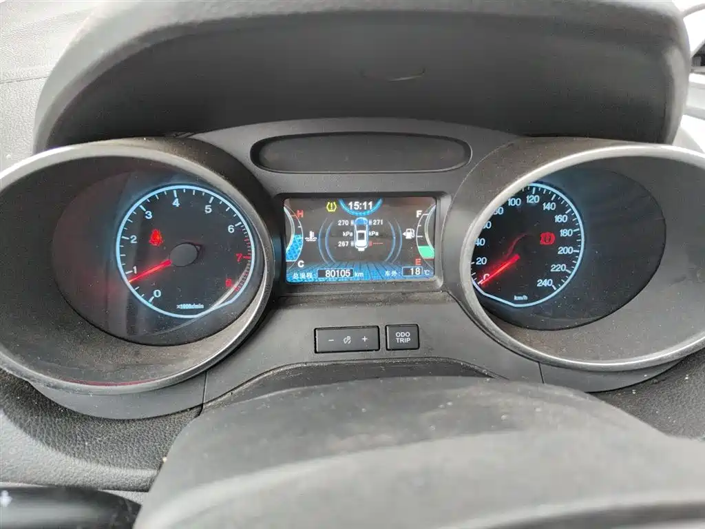 BYD Yuan 2017 1.5L Manual Panoramic Sunroof фото 8