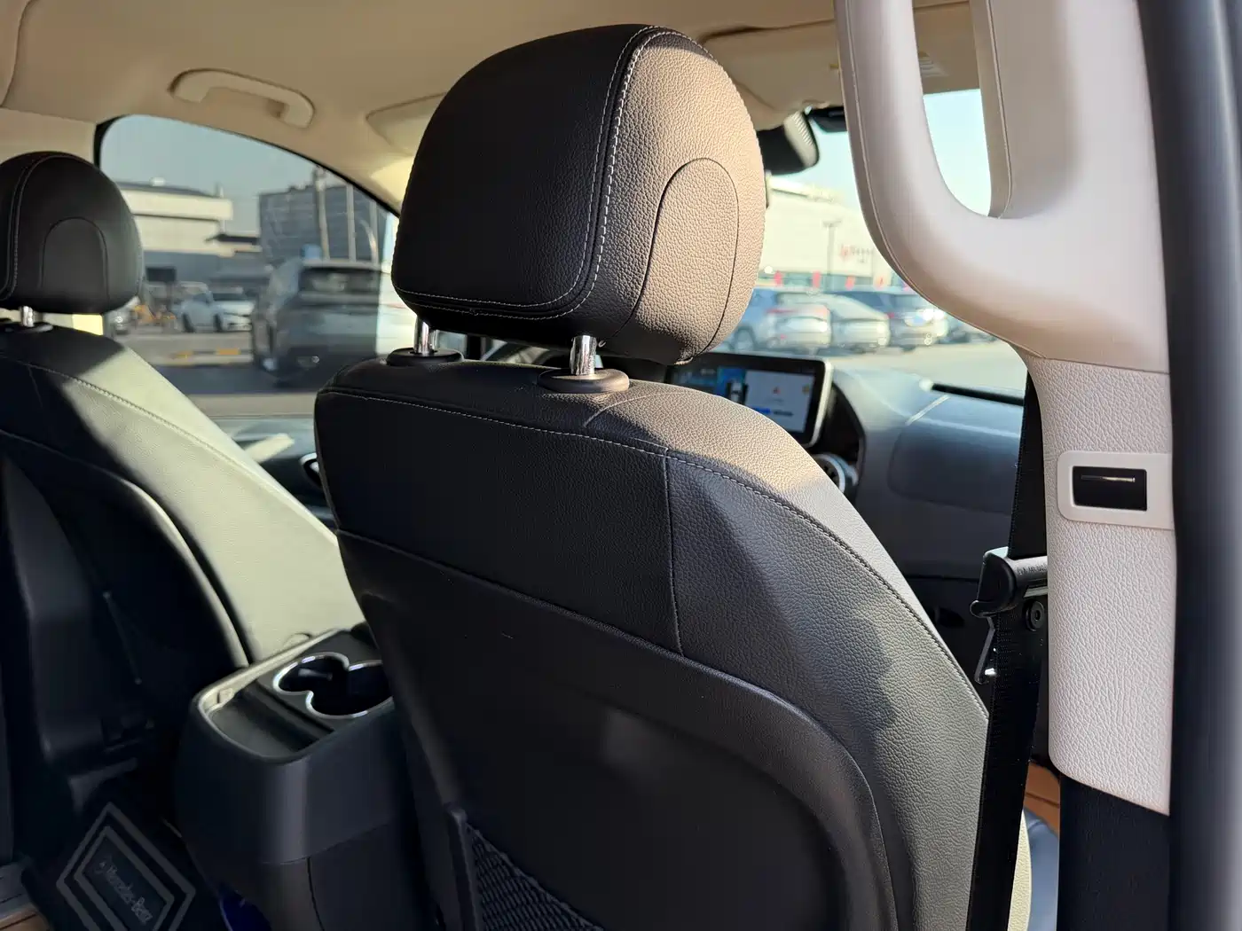 Mercedes-Benz Vito 2023 2.0T Business 7-Seater фото 26