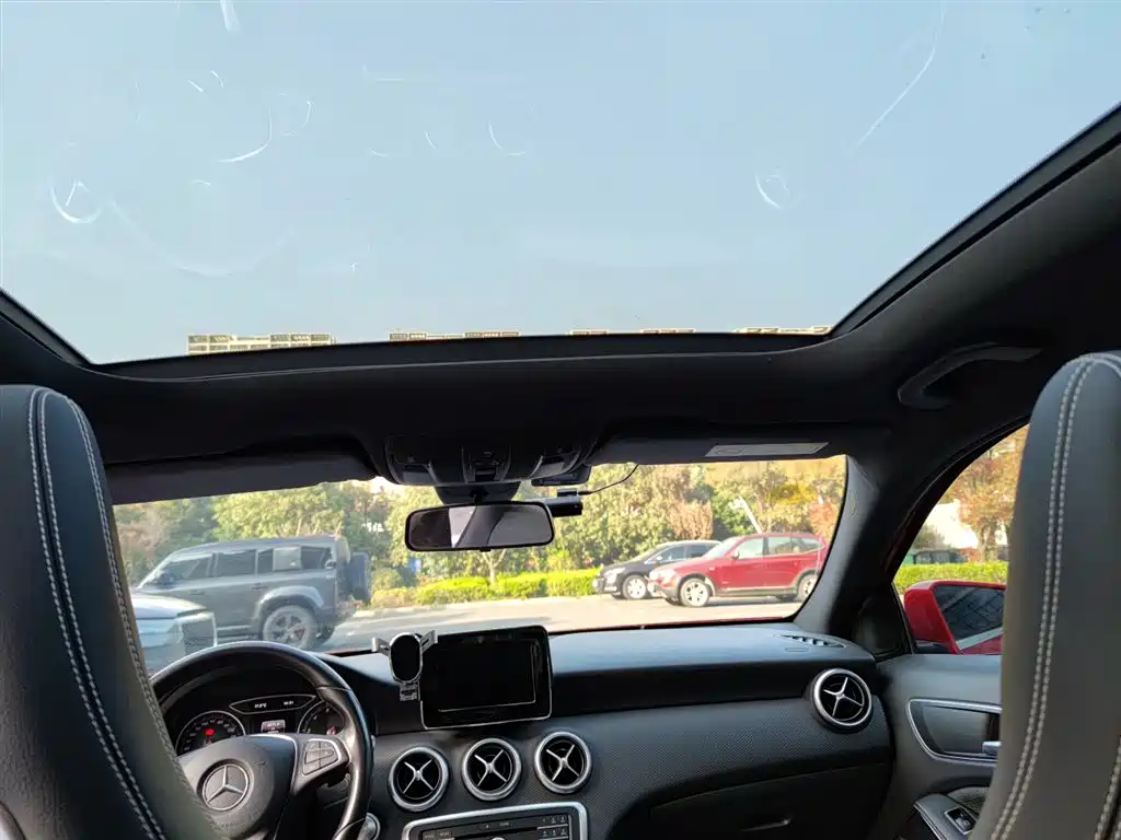 Mercedes-Benz A-Class (Import) 2016 A 200 Dynamic фото 5