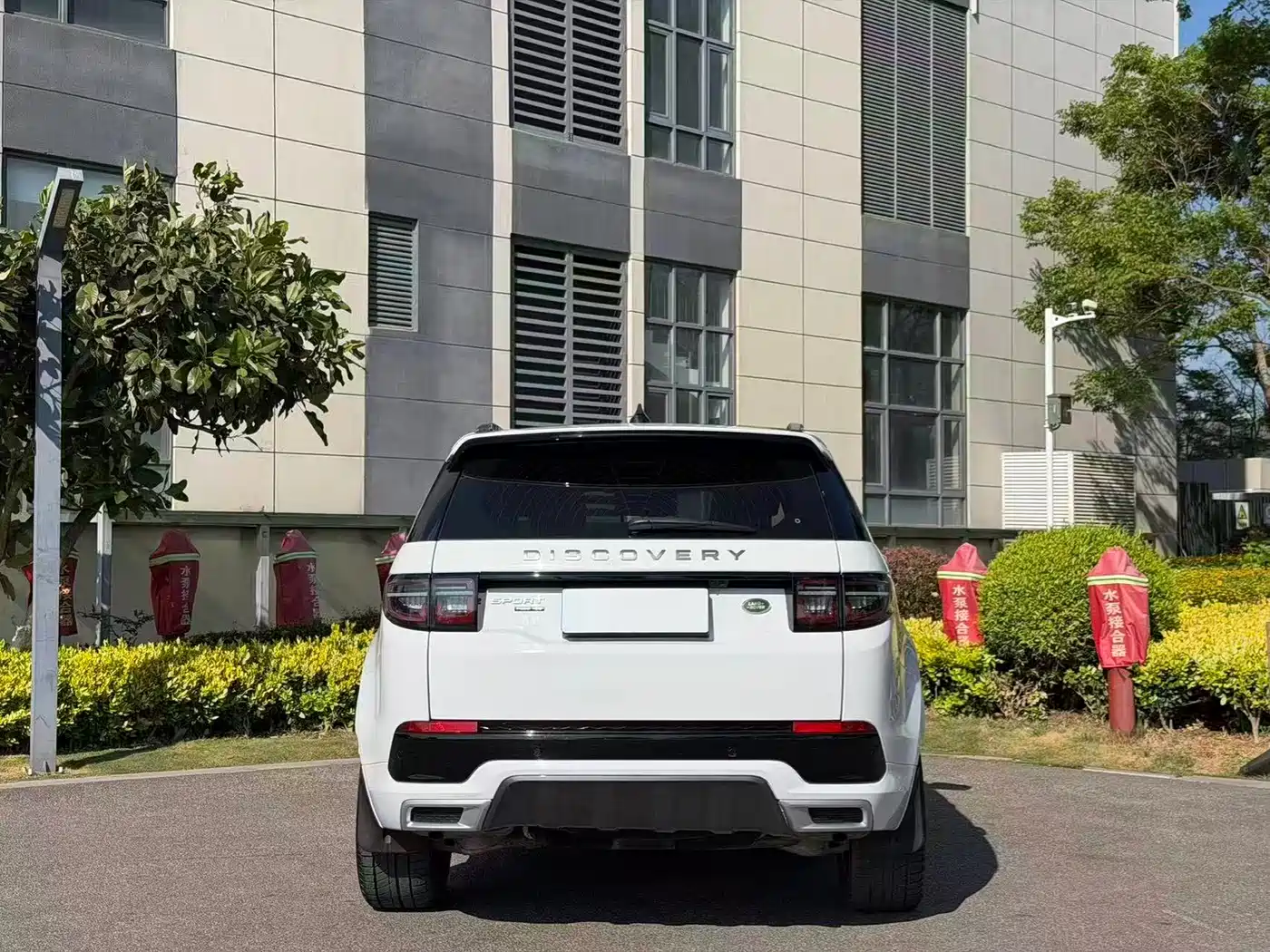 Land Rover Discovery Sport 2020 249PS R-Dynamic Performance Tech 7-seater фото 8