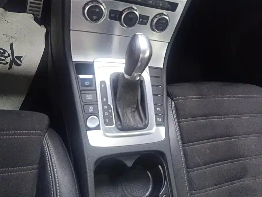 Volkswagen FAW-Volkswagen CC 2015 2.0TSI Luxury фото 16
