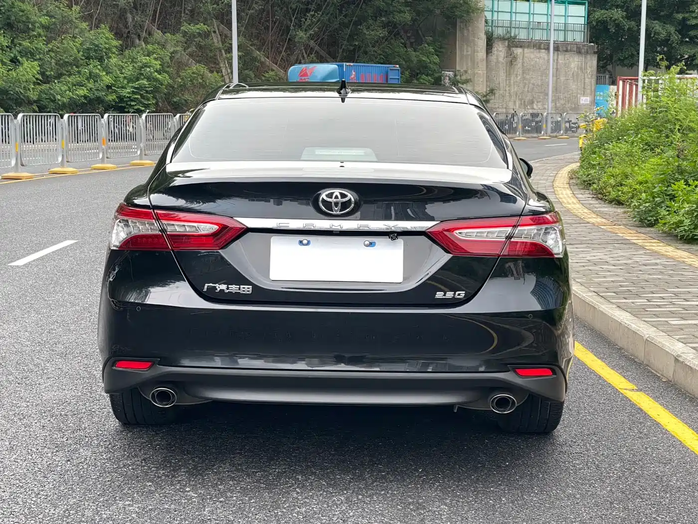 Toyota Camry 2021 2.5G Luxury Edition фото 15