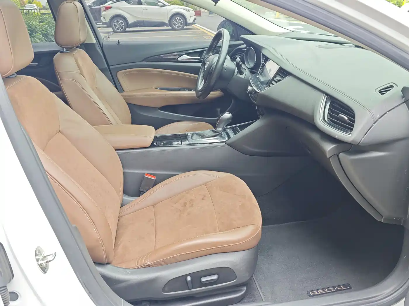 Buick Regal 2017 20T Elite Type фото 9