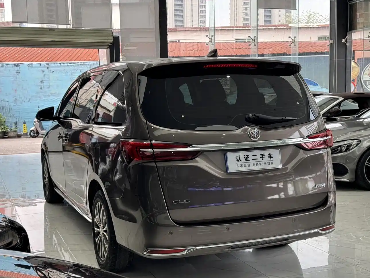 BUICK GL8