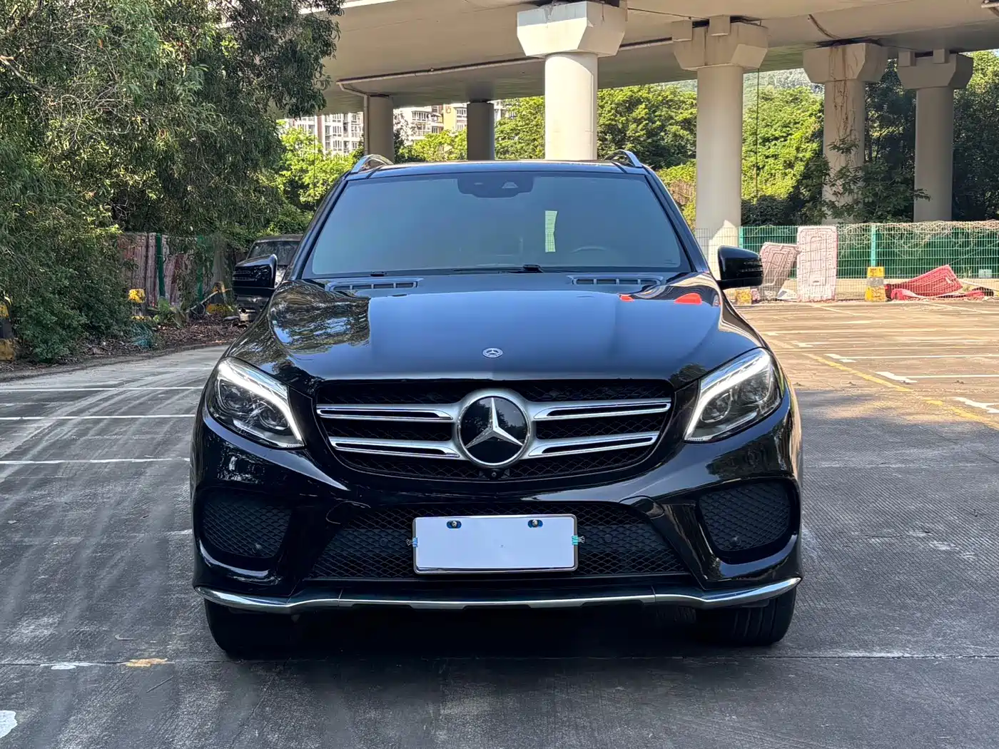 Mercedes-Benz GLE 2018 GLE 320 4MATIC Luxury Ultimate Edition фото 2
