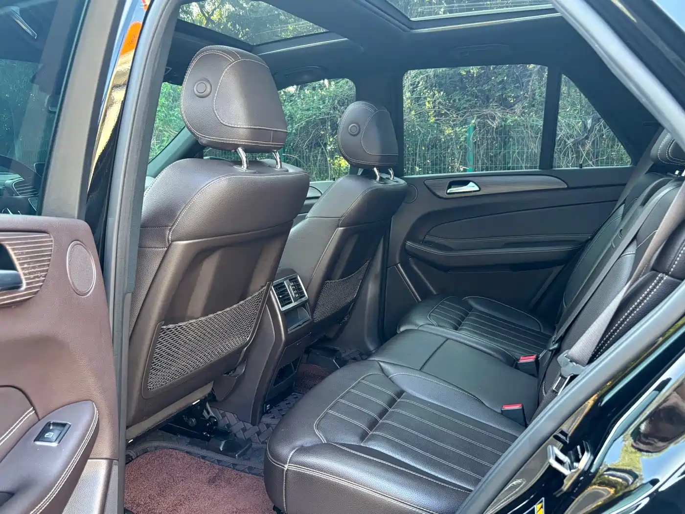 Mercedes-Benz GLE 2018 GLE 320 4MATIC Luxury Ultimate Edition фото 6