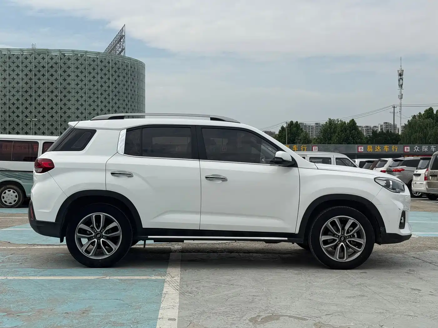 Hyundai Beijing Hyundai ix35 2019 2.0L Automatic 2WD Zhiyong·Smooth Enjoy China VI фото 4