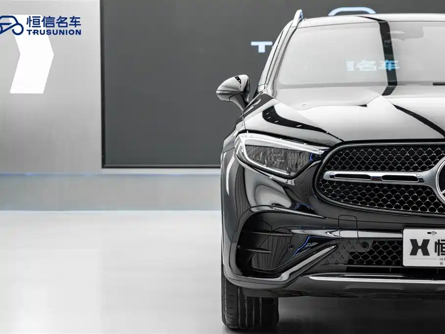 Mercedes-Benz GLC 2023 GLC 260 L 4MATIC Luxury 5-Seater фото 8