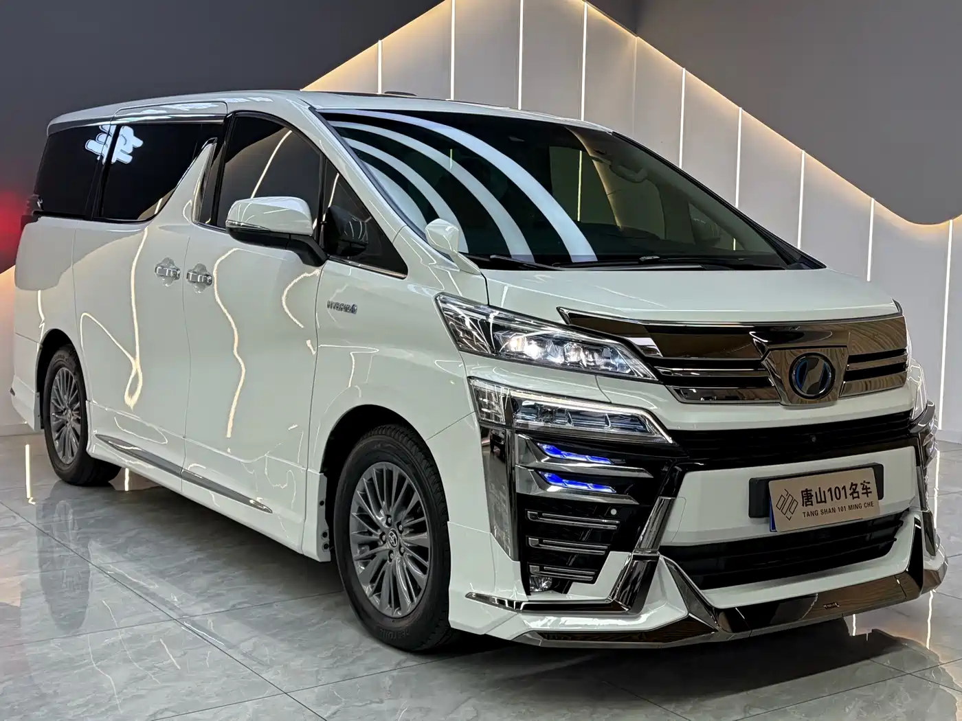 Toyota Vellfire 2020 2019 Hybrid 2.5L HV Premium Edition