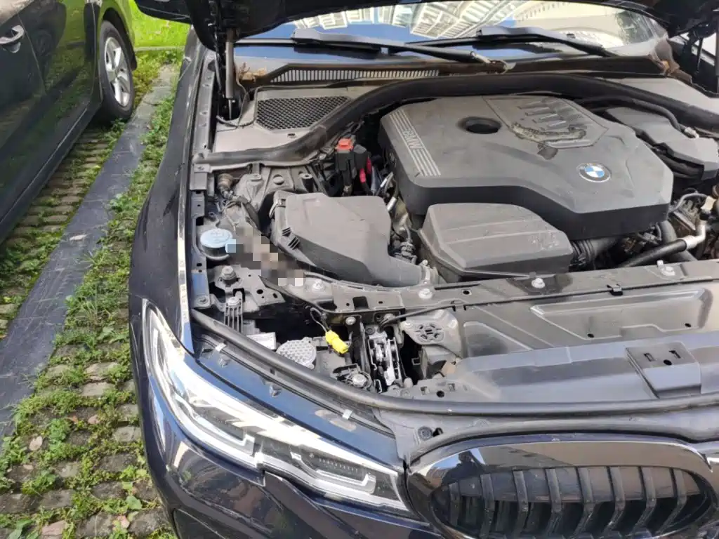 Фото 21 - BMW 3 Series