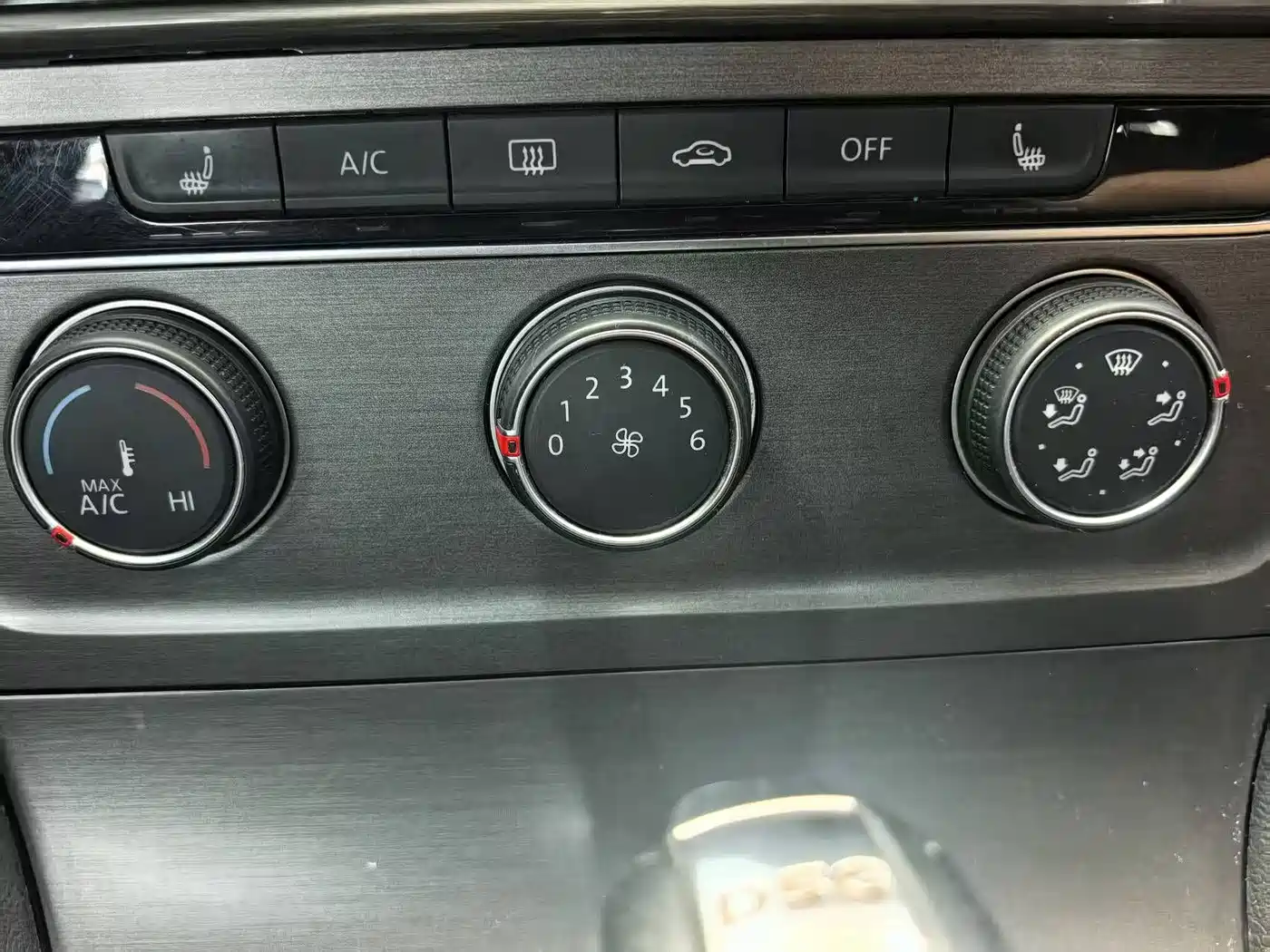 Volkswagen Golf 2016 230TSI Automatic Luxury фото 10
