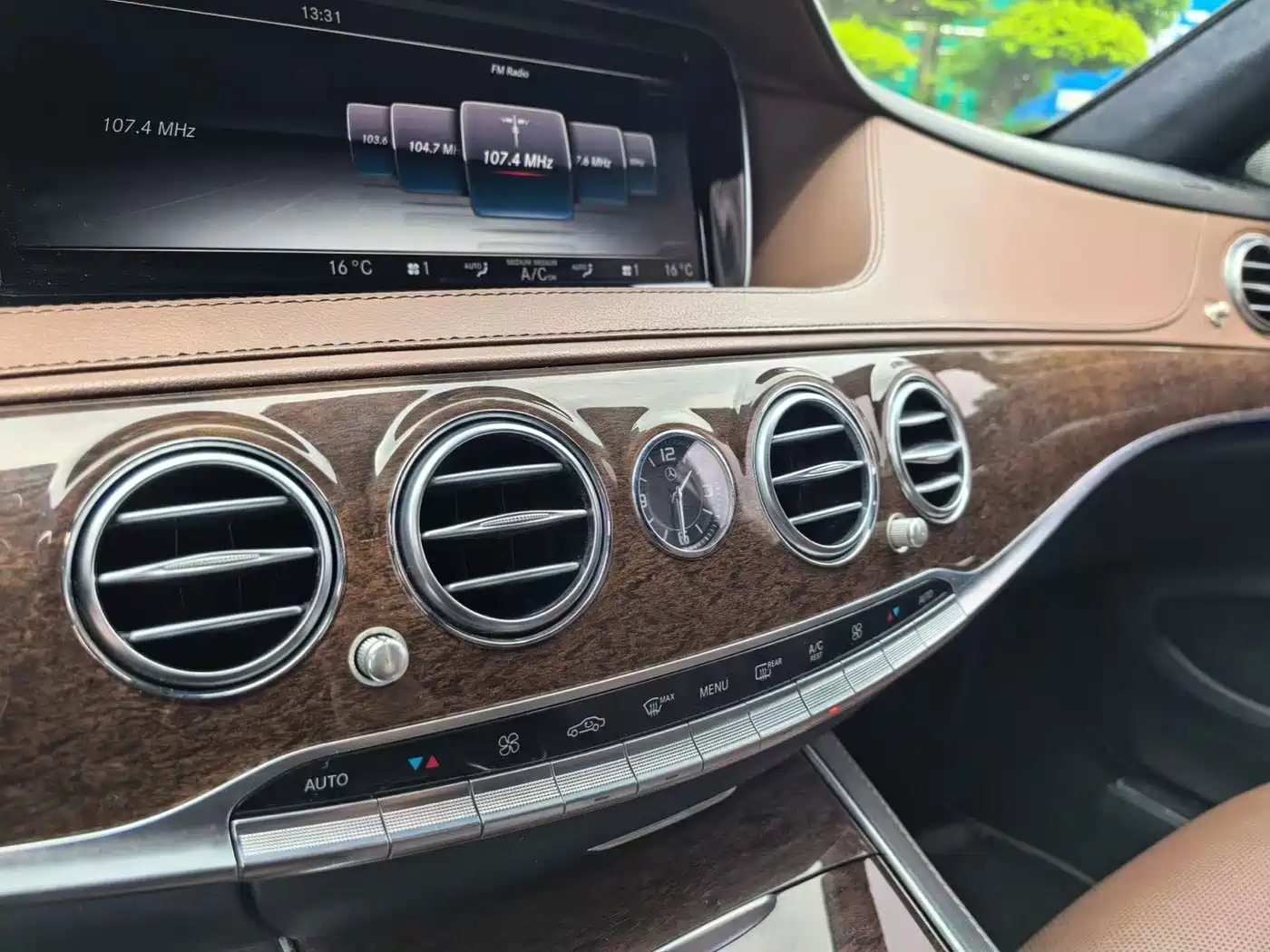 Mercedes-Benz S-Class 2014 S 320 L Business фото 8