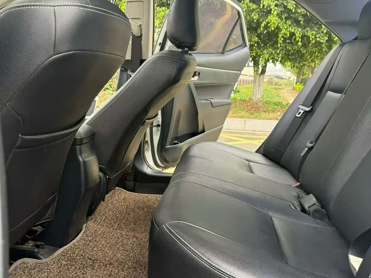 Toyota Levin 2016 1.6G CVT Elite Edition фото 6