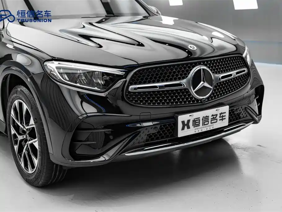 Mercedes-Benz GLC 2023 GLC 260 L 4MATIC Luxury 5-Seater фото 9