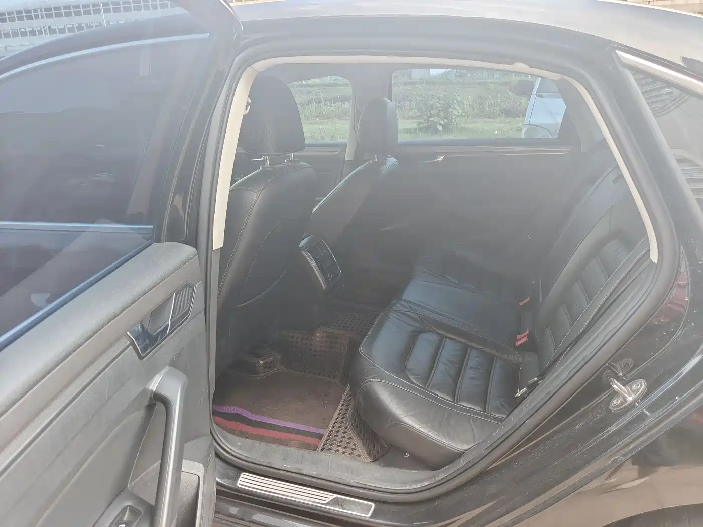 Volkswagen Passat 2016 330TSI DSG Honor Edition фото 5