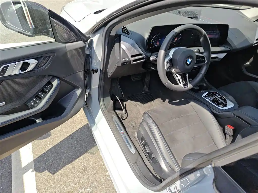BMW 2 Series 2025 225L M Sport Moonlight Package фото 12