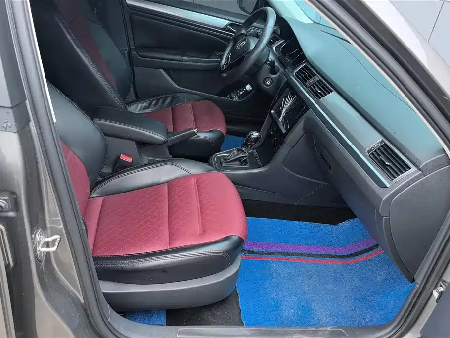 Volkswagen Bora 2016 Model 1.6L Automatic Fashion фото 8