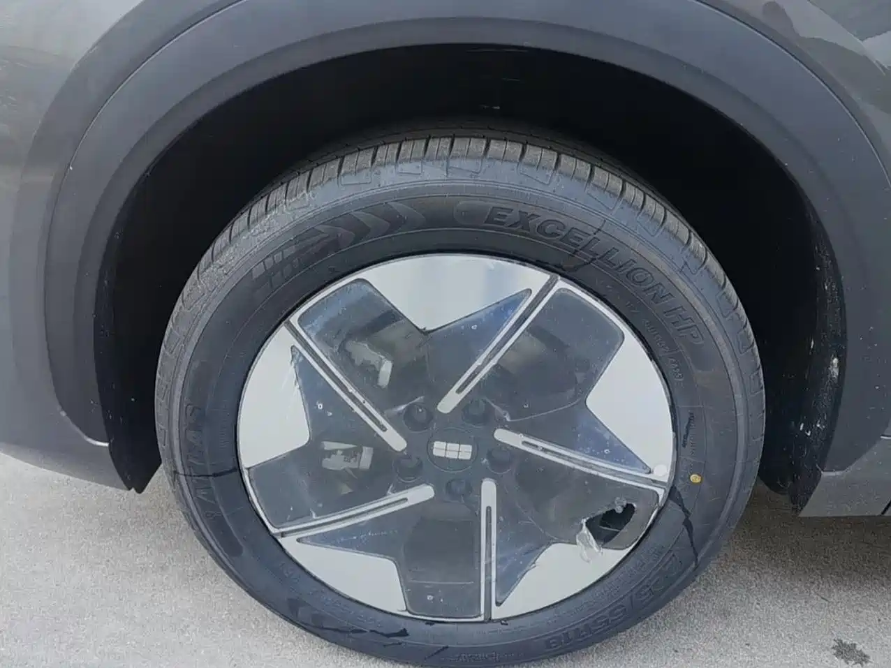 GEELY GALAXY GALAXY E5