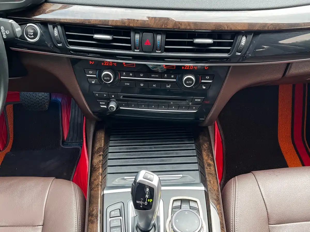 BMW X5 (Import) 2015 xDrive28i фото 17