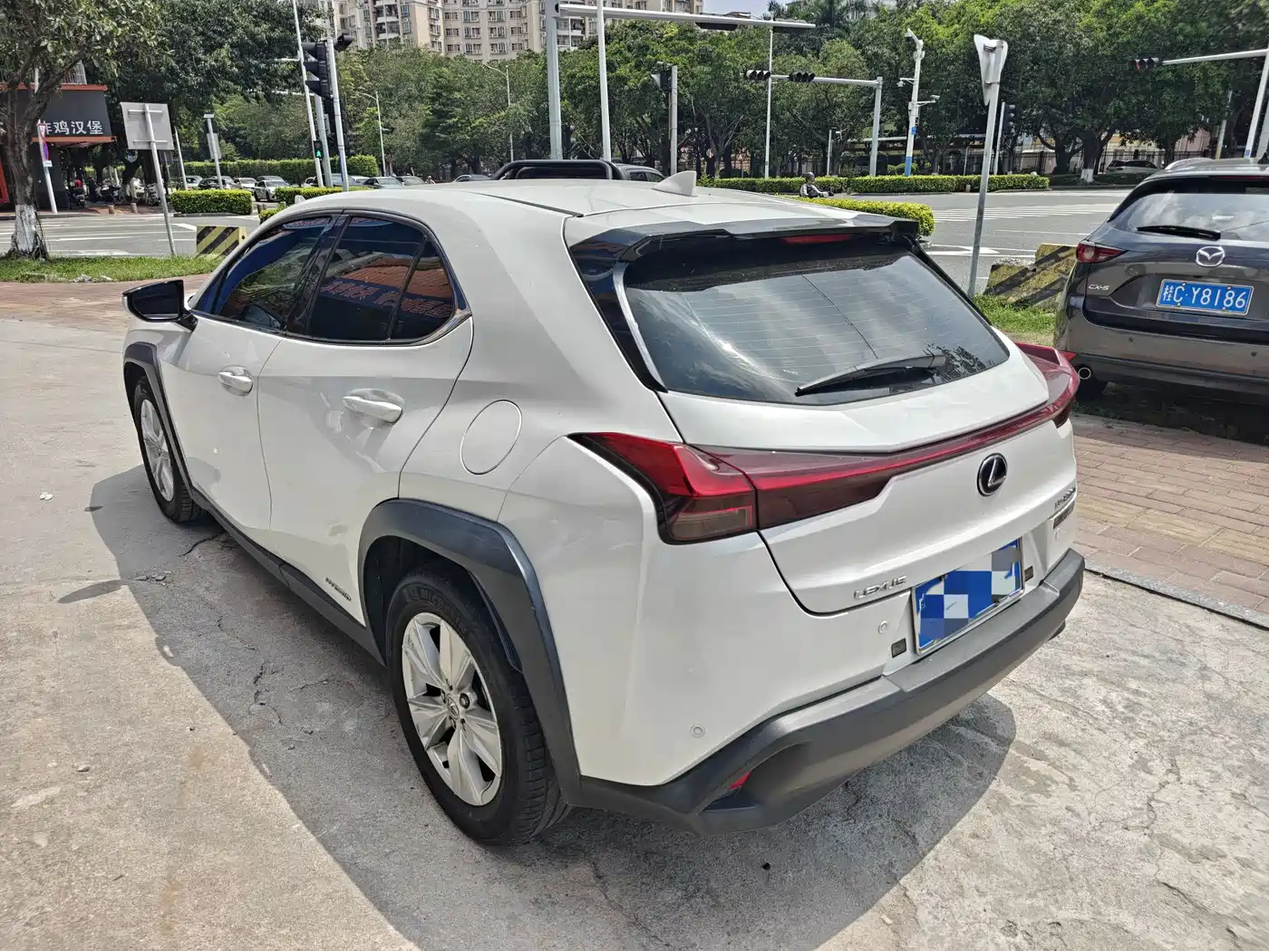 Lexus UX 2020 260h Explore Cool Edition China V фото 4