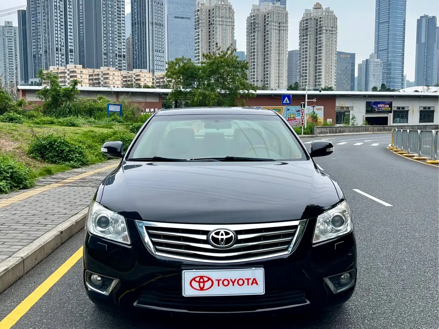 Toyota Camry 2009 Model 200G Luxury Edition фото 2