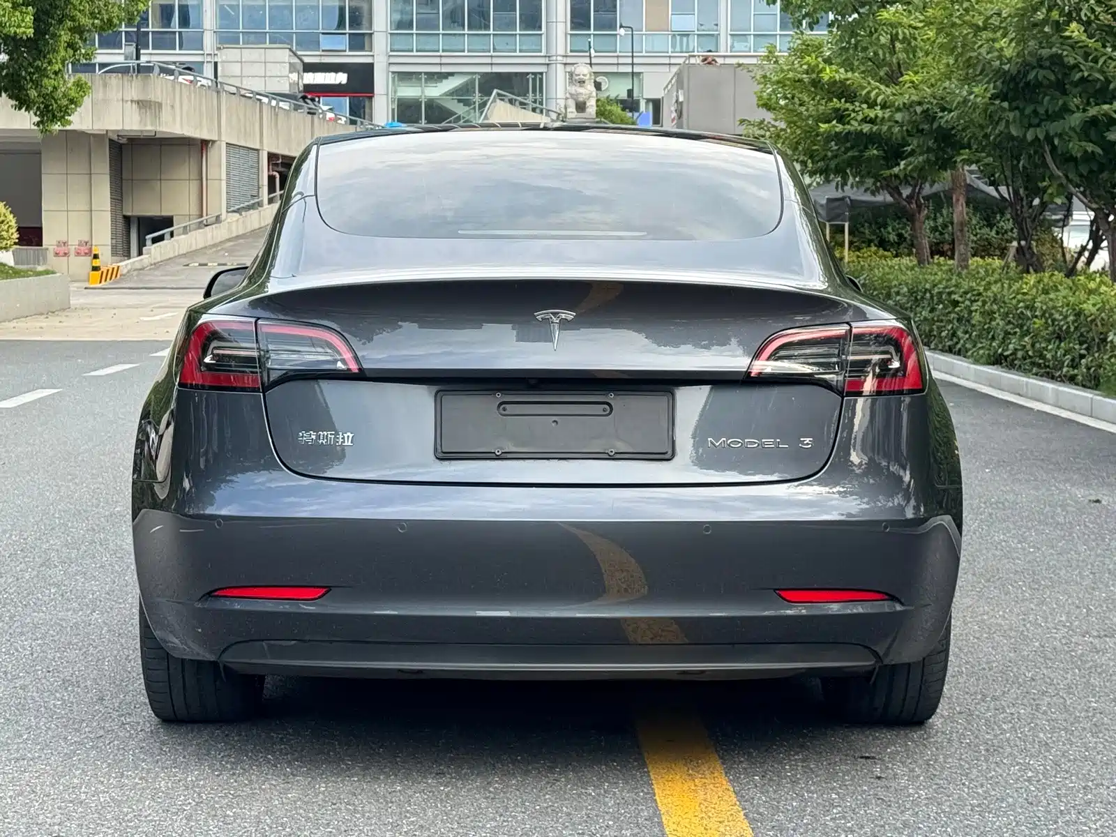 Photo 4 - Tesla Model 3
