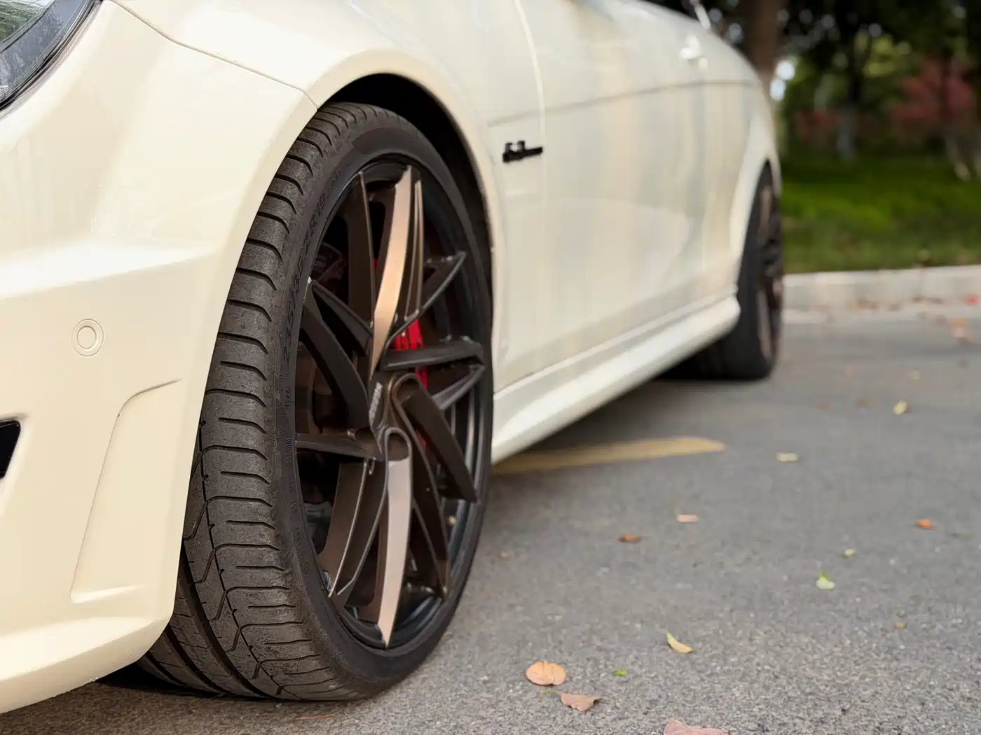 Mercedes-Benz C-Class AMG 2012 AMG C 63 Coupe Dynamic фото 26