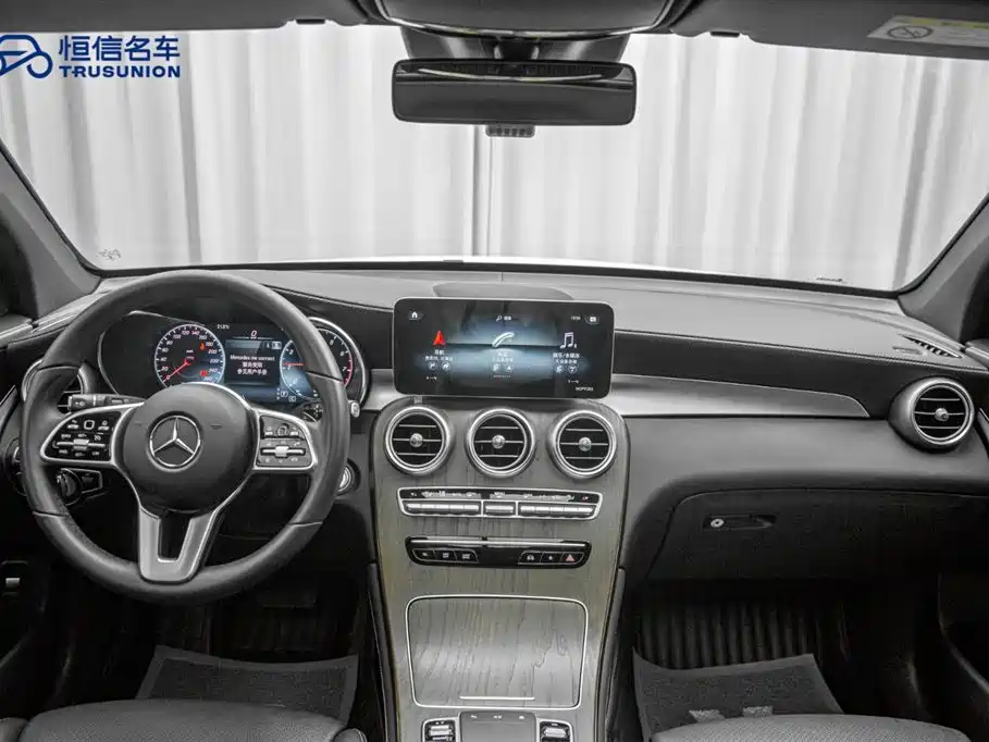 Mercedes-Benz GLC 2020 Facelift GLC 300 L 4MATIC Dynamic фото 13