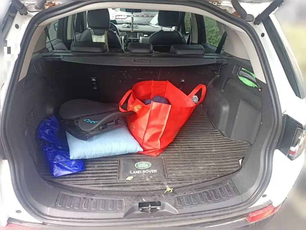 Land Rover Discovery Sport 2018 240PS SE Edition фото 20