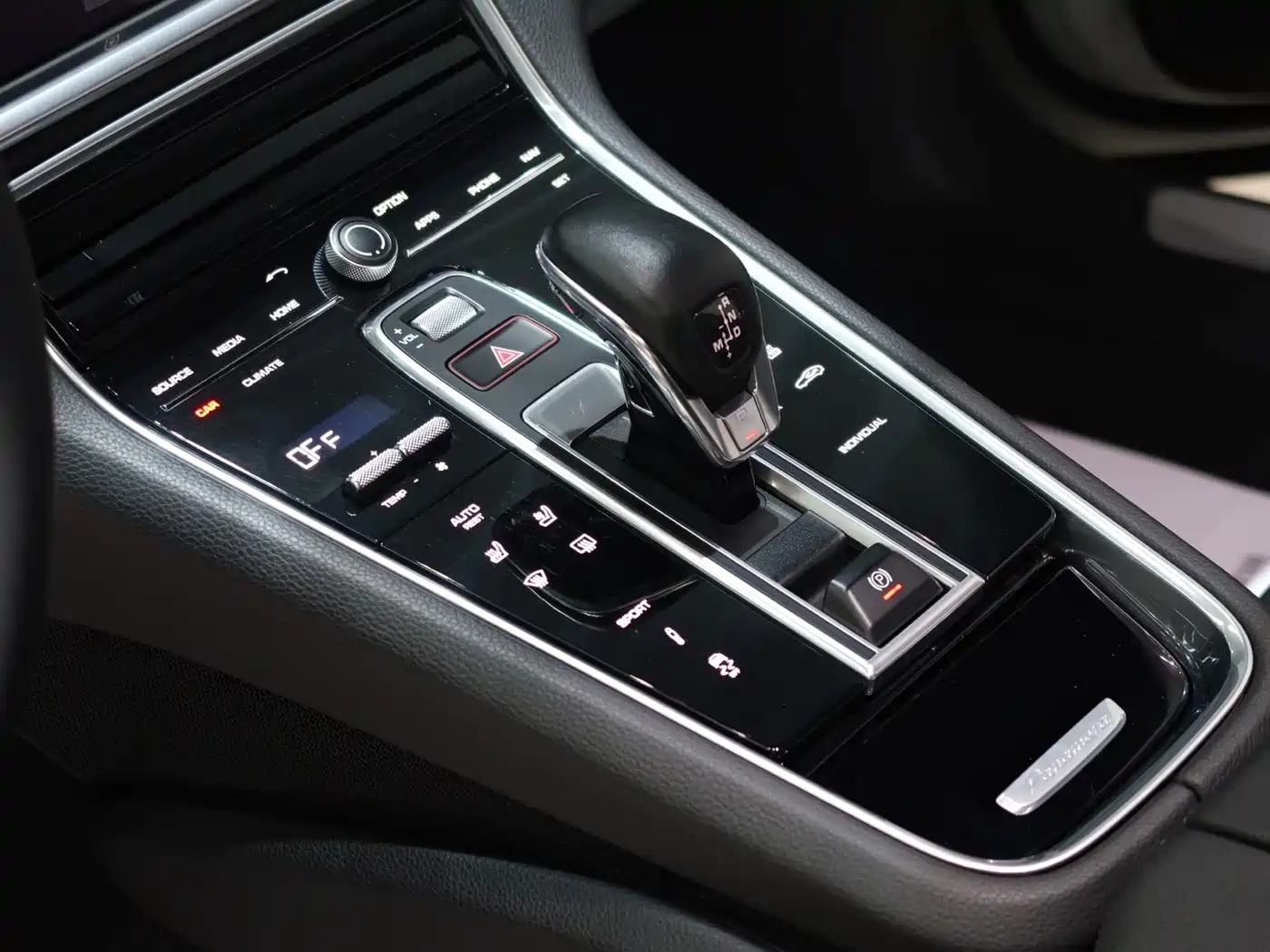 Porsche Panamera 2019 Panamera 2.9T фото 8