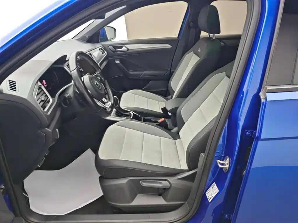 Volkswagen T-ROC 2019 280TSI DSG FWD R-Line Pro фото 15