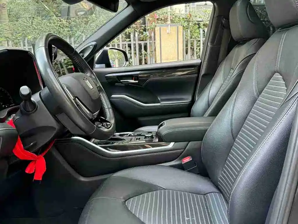 Toyota Crown Kluger 2022 2.0T 4WD Sporty Edition фото 8