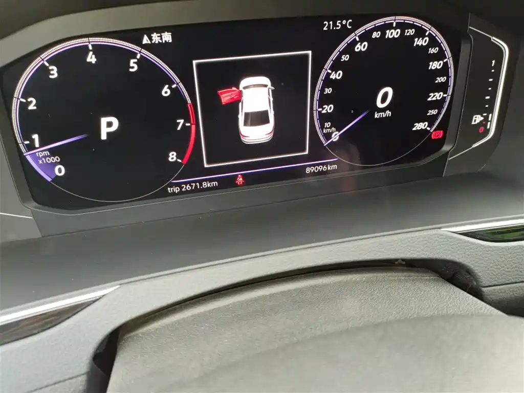 Volkswagen Magotan 2018 280TSI DSG Premium фото 8