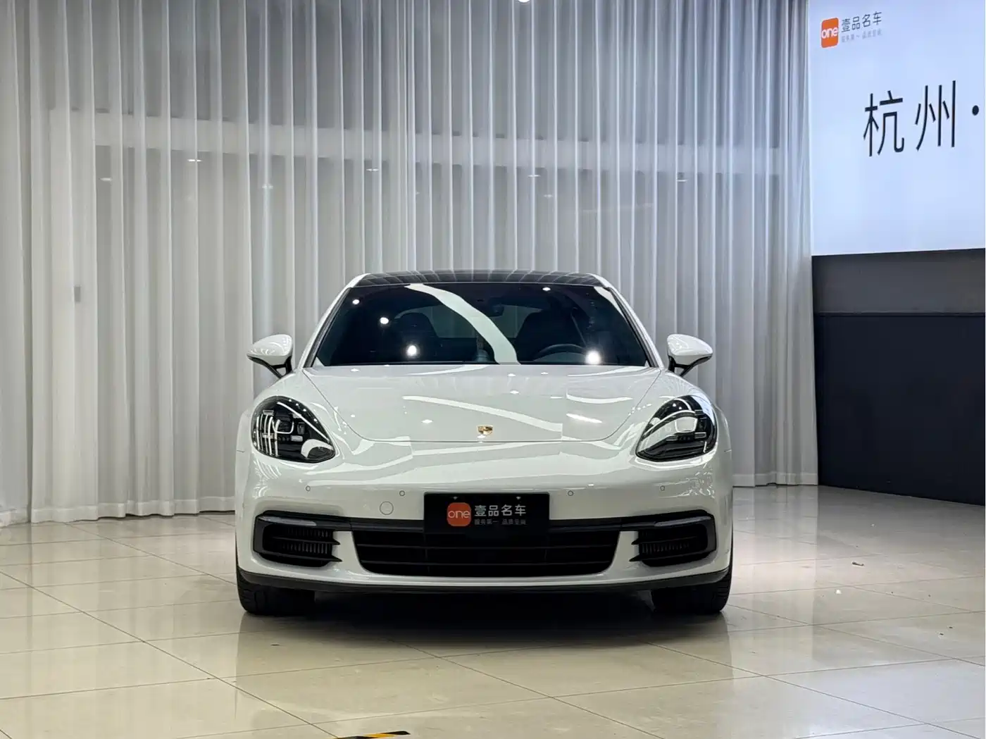 Porsche Panamera 2019 Panamera 2.9T фото 3