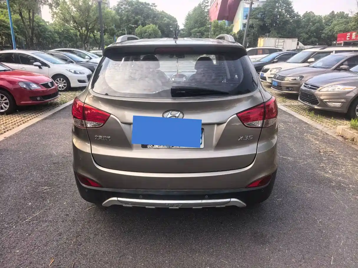 Hyundai Beijing Hyundai ix35 2013 2.0L Automatic 2WD Comfort GL China IV фото 4