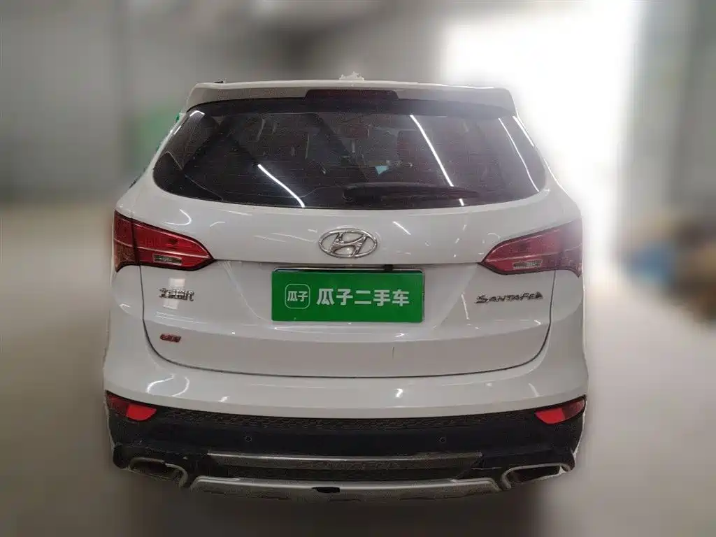 Hyundai Santa Fe 2013 Model 2.4L Automatic 2WD Smart фото 5